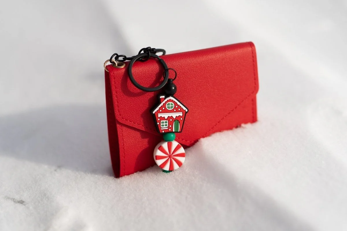 Gingerbread House Silicone Focal Beads - Image 4